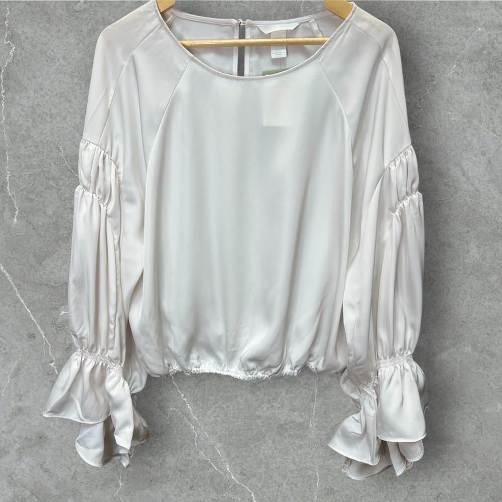 H&M Pearly White Ruffled Long Sleeve Blouse